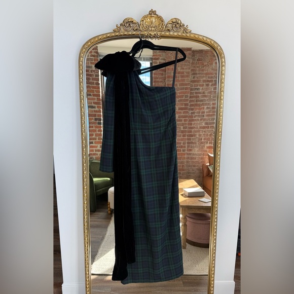 Plaid One-Shoulder Dress - Picture 4 of 6